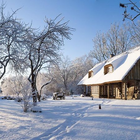 Paedaste Manor Esterno foto